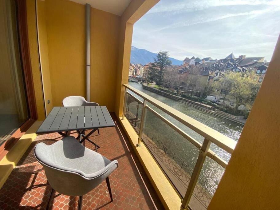 Quai Des Cordeliers, Balcon Et Vieille Ville Annecy Dış mekan fotoğraf